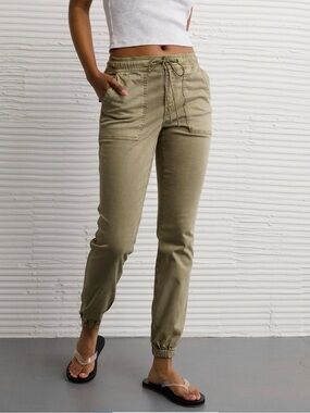 American Eagle High-waisted Jegging Jogger Olive Green Pants women’s size 12 s